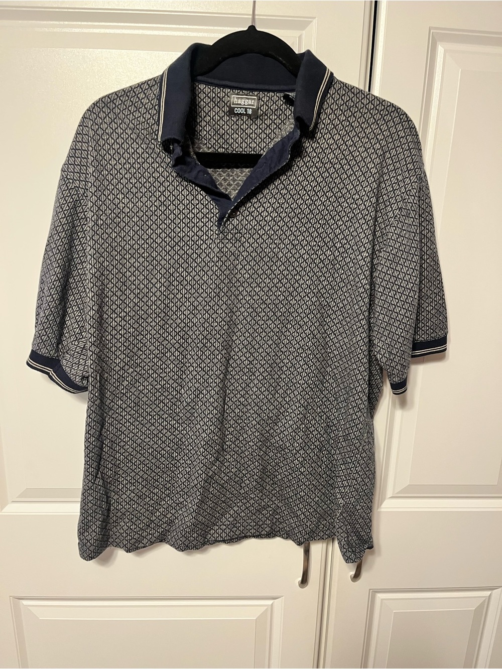 Vintage Haggar Cool 18  White Geometric Polo men's shirt--M